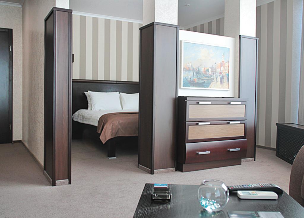 Porto Riva Hotel Zaporizhia Bilik gambar