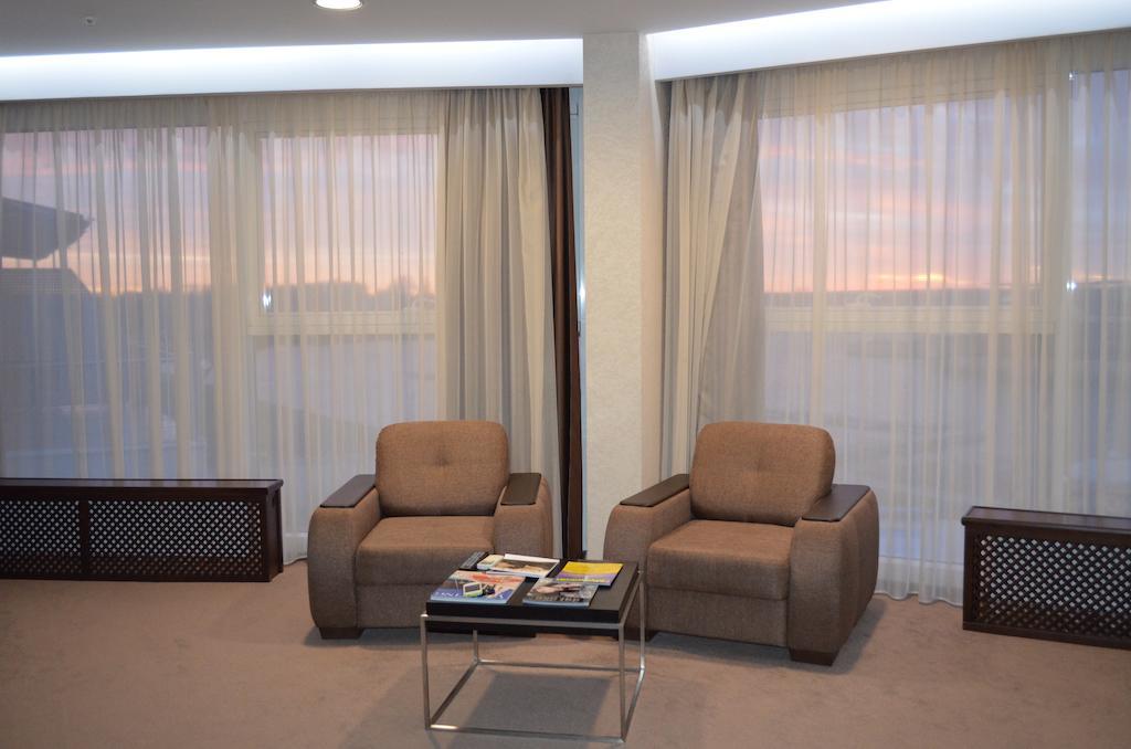 Porto Riva Hotel Zaporizhia Bilik gambar