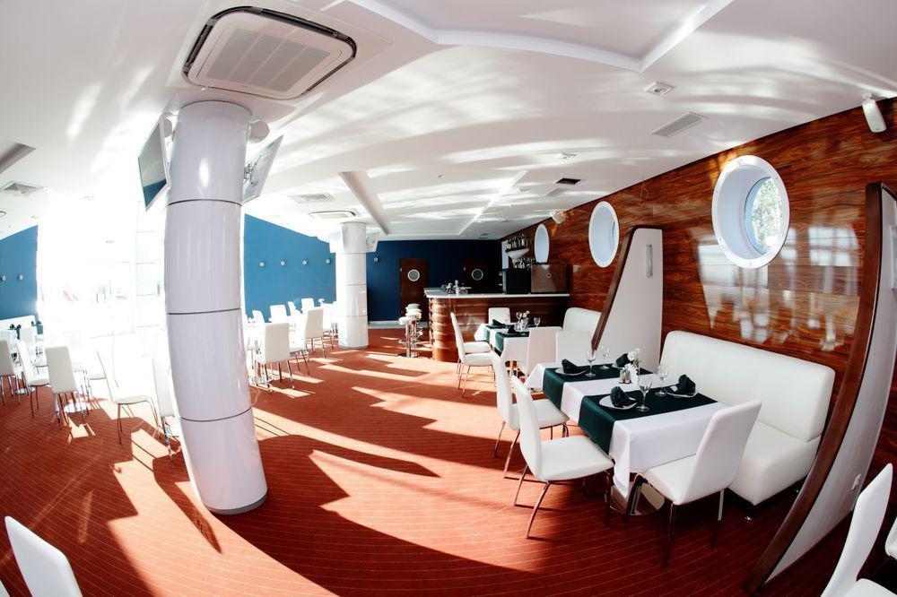 Porto Riva Hotel Zaporizhia Luaran gambar
